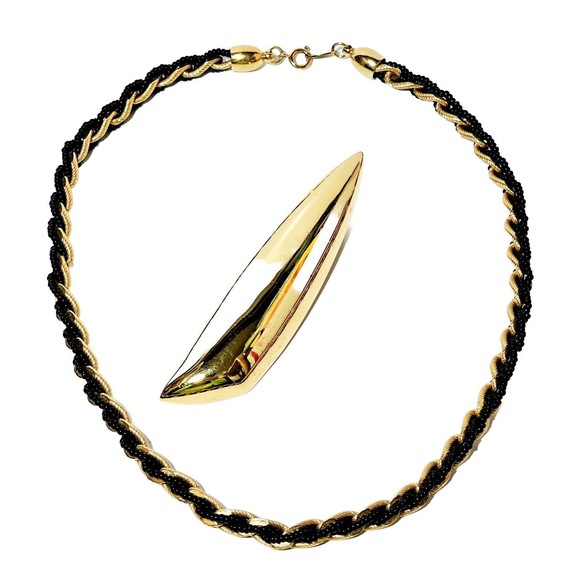 TRIFARI LOT Brooch & Chain Rope Necklace Seed Bead Statement VTG EUC Valentine! - Picture 3 of 12